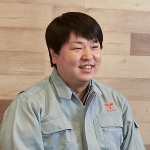 技術部マリン設計課 内山賢二(2009年入社)